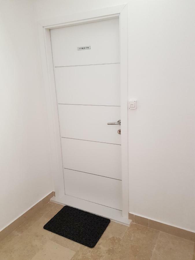 Blue Star Apartment Premantura Ngoại thất bức ảnh