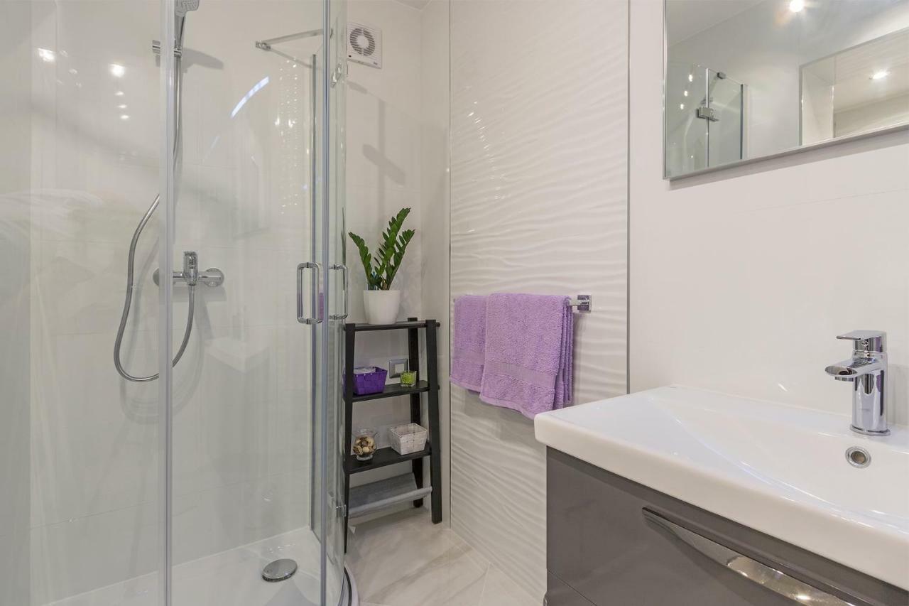 Blue Star Apartment Premantura Ngoại thất bức ảnh